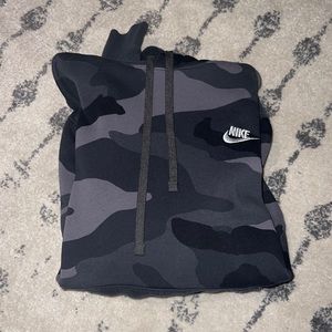 Mens Nike camo sweatshirt